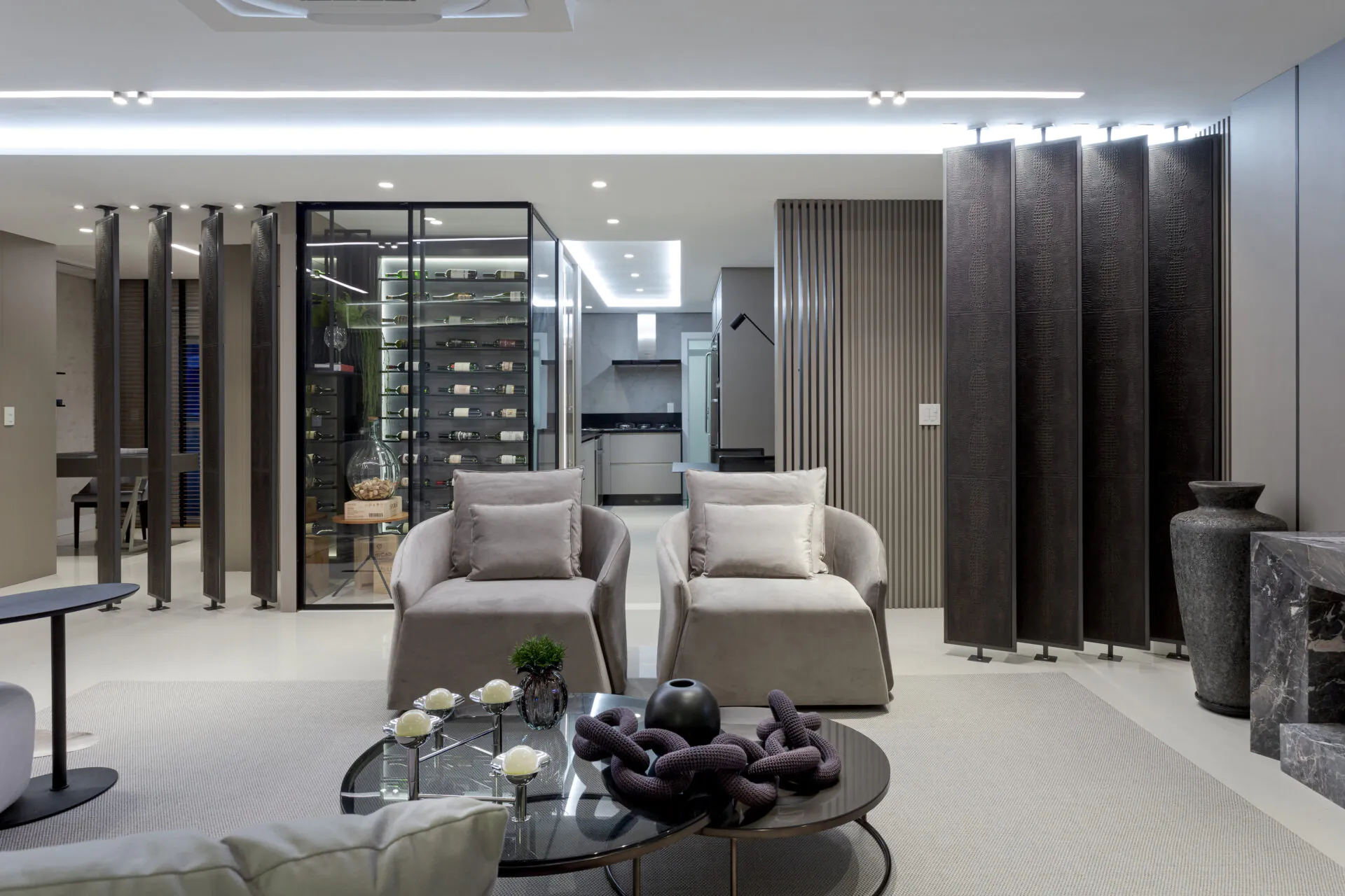 croma_210625-011