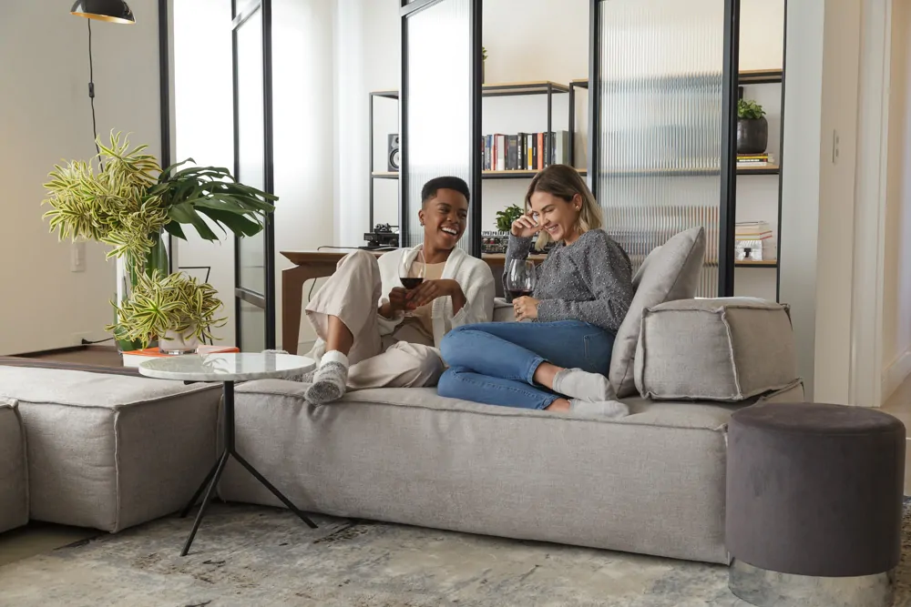 Guia de Conforto Century: escolha o sofá perfeito para seu ambiente